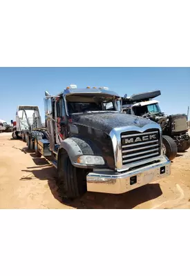 MACK GU713 Complete Vehicle