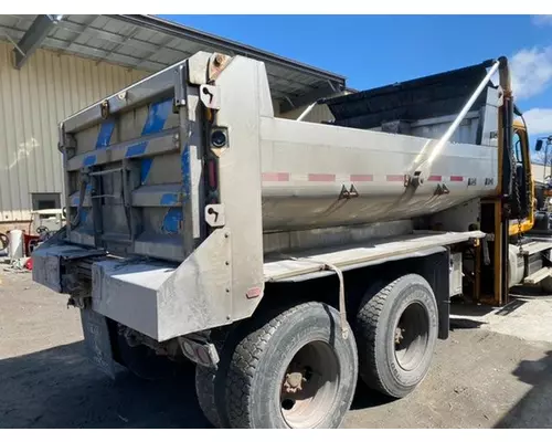 MACK GU713 Cutoff