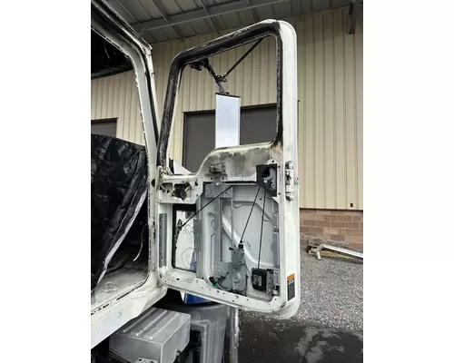 MACK GU713 Door Assembly, Front