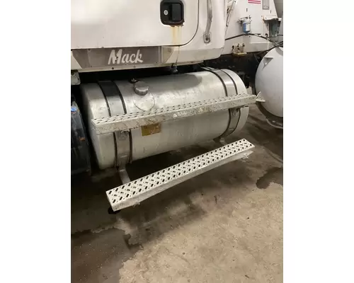 MACK GU713 Fuel Tank