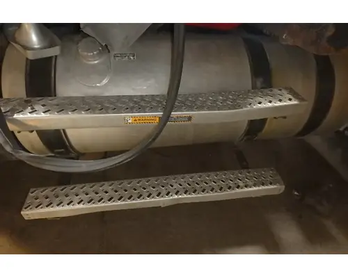 MACK GU713 Fuel Tank