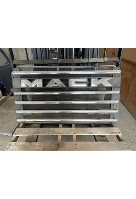 MACK GU713 Grille