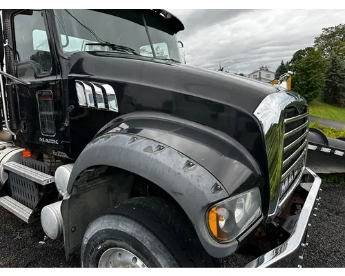 MACK GU713 Hood