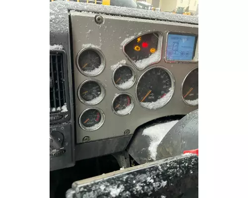 MACK GU713 Instrument Cluster