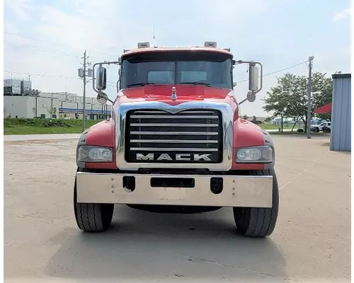 MACK GU713 Used Trucks