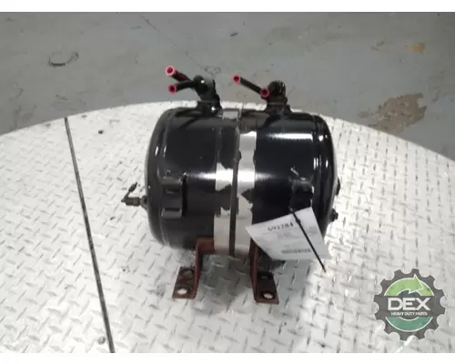 MACK GU813 5621 compressed-air tank; air tank