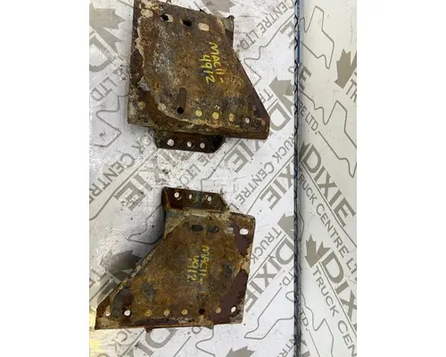 MACK GU813 Brackets, Misc.