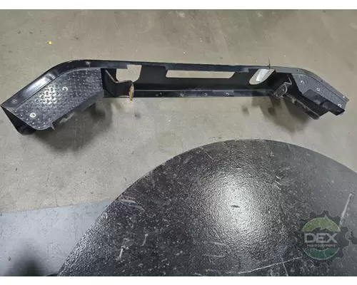 MACK GU8 Bumper Assembly, Front