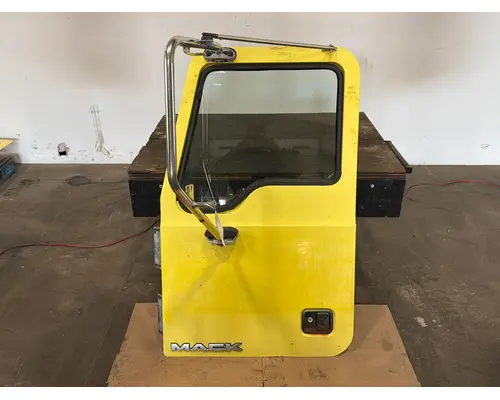 MACK GU Door Assembly