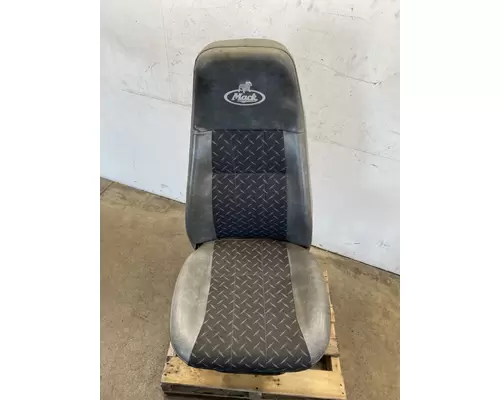 MACK GU Seat, Front