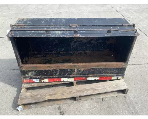 MACK GU Tool Box