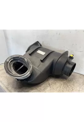 MACK Granite Air Cleaner