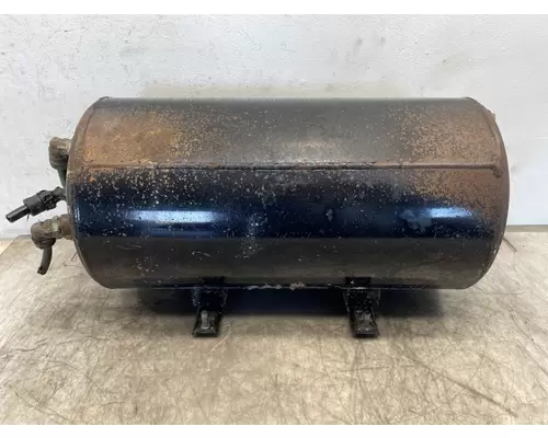 MACK Granite Air Tank