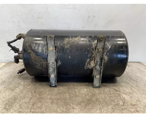 MACK Granite Air Tank