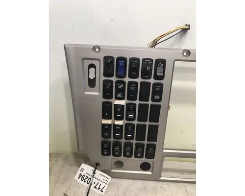 MACK Granite Dash  Console Switch