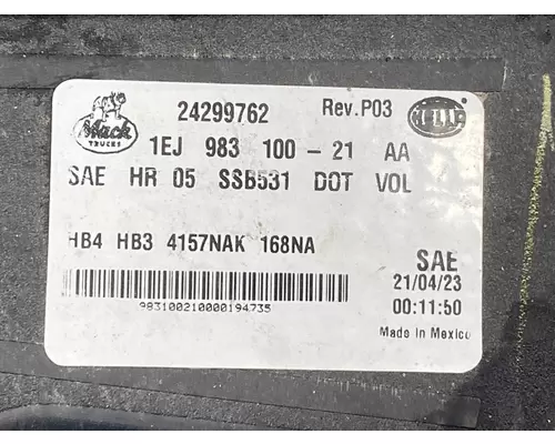 MACK Granite Headlamp Assembly