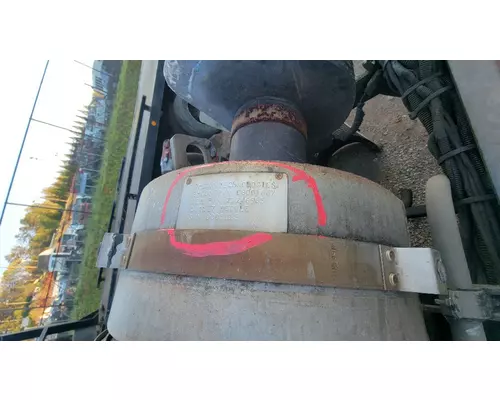 MACK LE613 Catalytic Converter