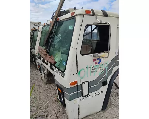 MACK LE613 Door Assembly, Front