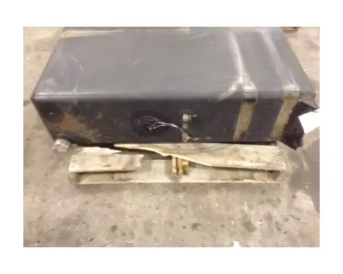 MACK LE613 Fuel Tank