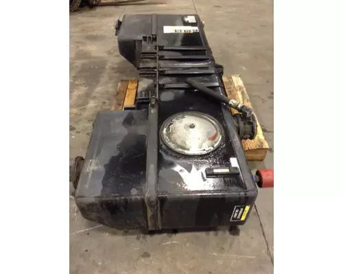 MACK LE613 Fuel Tank