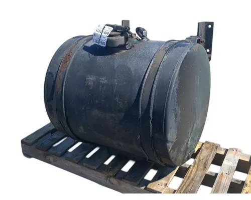 MACK LE613 Fuel Tank