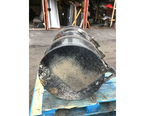 MACK LE613 Fuel Tank