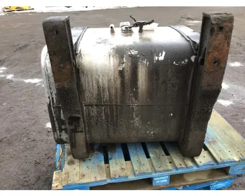 MACK LE613 Fuel Tank
