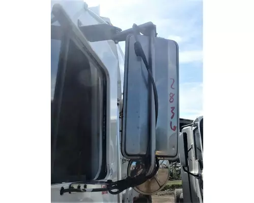 MACK LE613 Side View Mirror