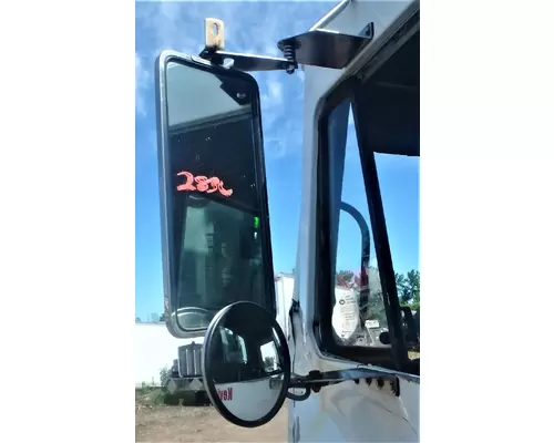 MACK LE613 Side View Mirror