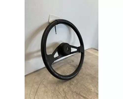 MACK LE613 Steering Wheel & Hubs