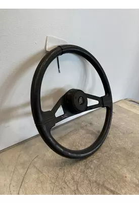 MACK LE613 Steering Wheel & Hubs