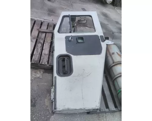 MACK LEU 2009-2016 DOOR ASSEMBLY, FRONT