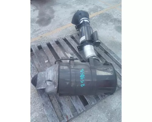 MACK LEU613 AIR CLEANER