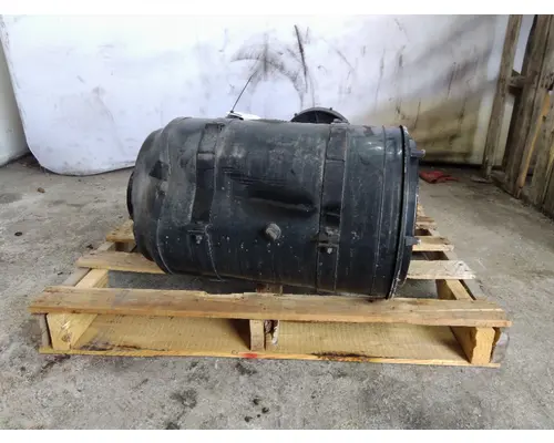 MACK LEU613 AIR CLEANER
