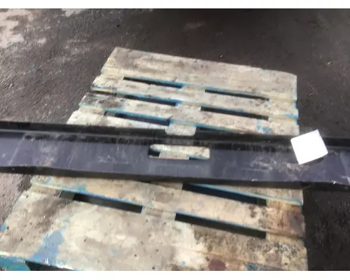 MACK LEU613 Bumper Assembly