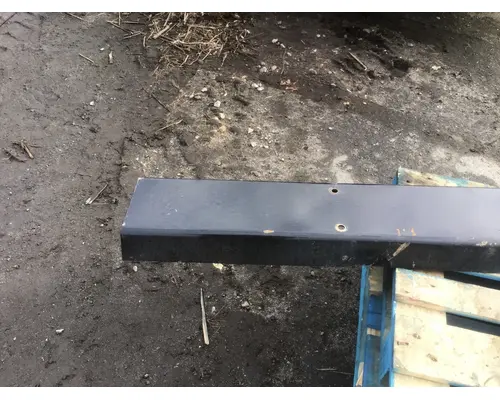 MACK LEU613 Bumper Assembly