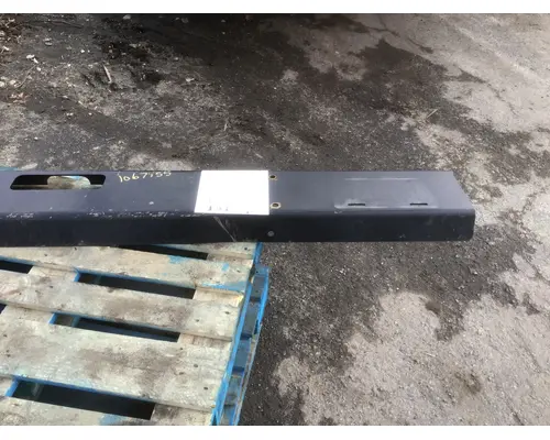 MACK LEU613 Bumper Assembly