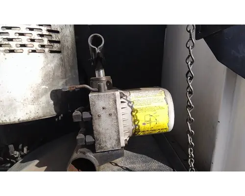 MACK LEU613 CAB JACK