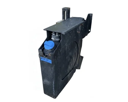MACK LEU613 DEF Tank