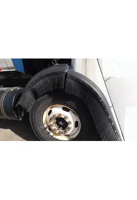 MACK LEU613 FENDER EXTENSION