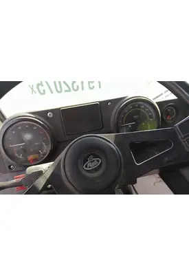 MACK LEU613 GAUGE CLUSTER