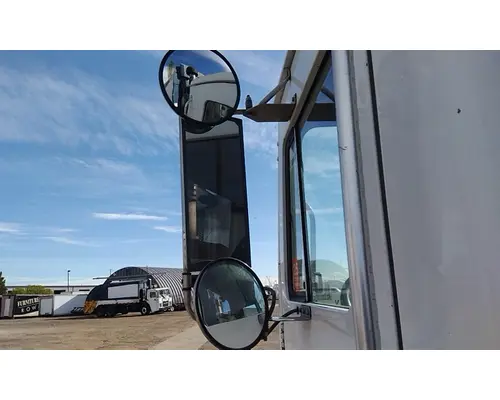 MACK LEU613 MIRROR ASSEMBLY CABDOOR