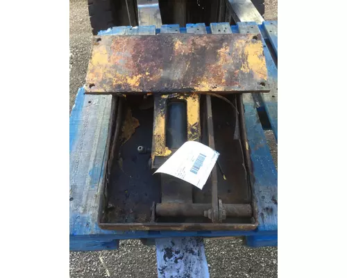 MACK LEU613 Refuse body