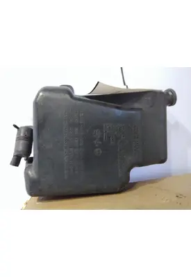 MACK LEU613 WINDSHIELD WASHER RESERVOIR