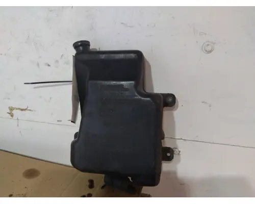 MACK LEU613 WINDSHIELD WASHER RESERVOIR
