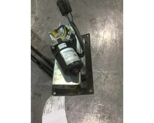 MACK LEU613 Wiper Motor, Windshield