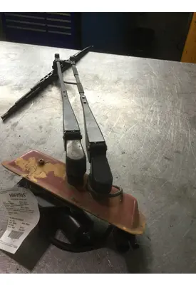 MACK LEU613 Wiper Motor, Windshield