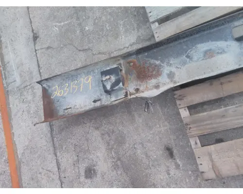 MACK LEU633 BUMPER ASSEMBLY, FRONT