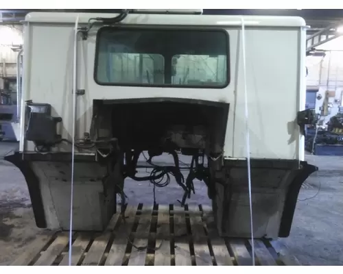 MACK LEU633 CAB
