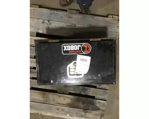 MACK LEU633 Tool Box